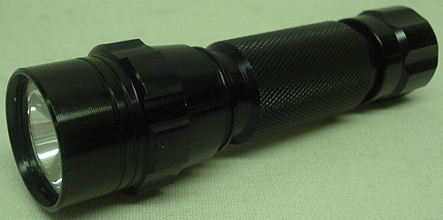 Handlampe Cree-E Q5 LED - 230 Lumen,2xCR123A