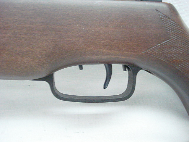 Hunter Force 900 Combo (UH-Sp) - Kal.4,5mm inkl. 4x32 ZF