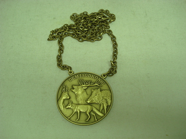 Jagdmed. Hochwild-bronze - 60 mm, Ring und Öse