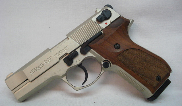P88 Kal.9mm P.A.K. - nickel/Holzgriff