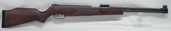 Hunter Force 900 Combo (UH-Sp) - Kal.4,5mm inkl. 4x32 ZF