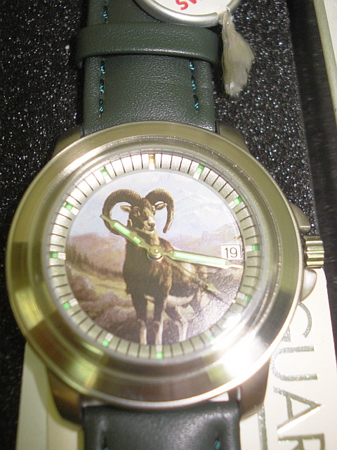 Swiss Timer Armbanduhr - mit Leuchtzeiger
