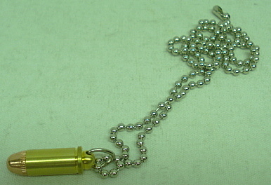Kette mit Patronenanhänger