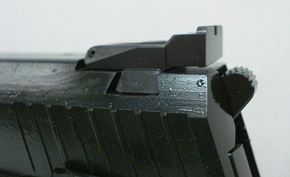USP Expert Kal.9mmLuger - 18 Schuss Magazin