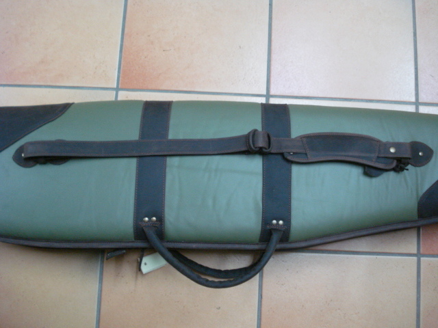 Futteral grün Glattleder - Länge: 140 cm, Außentasche