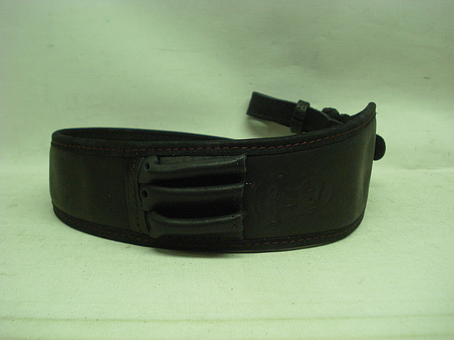 Lederriemen 75 schwarz 3er PH - schw. Raul. UuR wrote Ziernaht