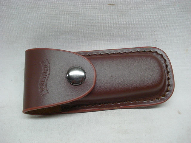 Classic Clip 2 - Klinge: 8,6 cm, Walnussholz