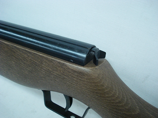 Modell 220 F Kal.4,50 mm - Buchenholzschaft mit Backe