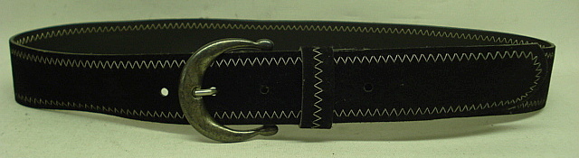 Velour-Leder 76 cm Länge - schwarz weiße Zackenumrandung
