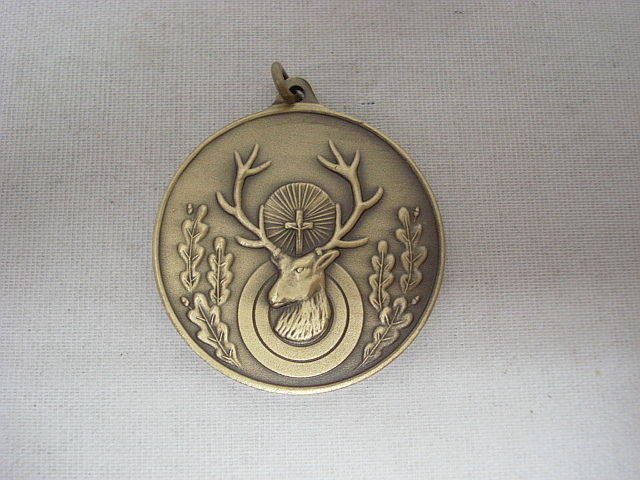 Jagdmedaille Hubertushirsch - 40mm, bronze, Öse u.Ring