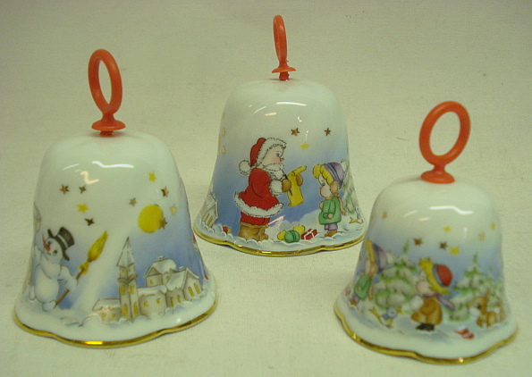 Porzelan Glockensatz mit Weihnachtsmotiv Wintermotiv Schneeman Schnee