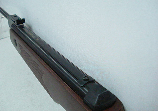 Hunter Force 750 Kal.4,50mm - inkl. 4x32 ZF