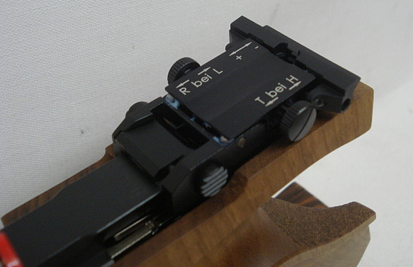 AW93 vernickelt / brüniert - .22lr; Formgriff rechts L